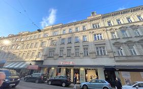 King Apartments | Contactless Check-In